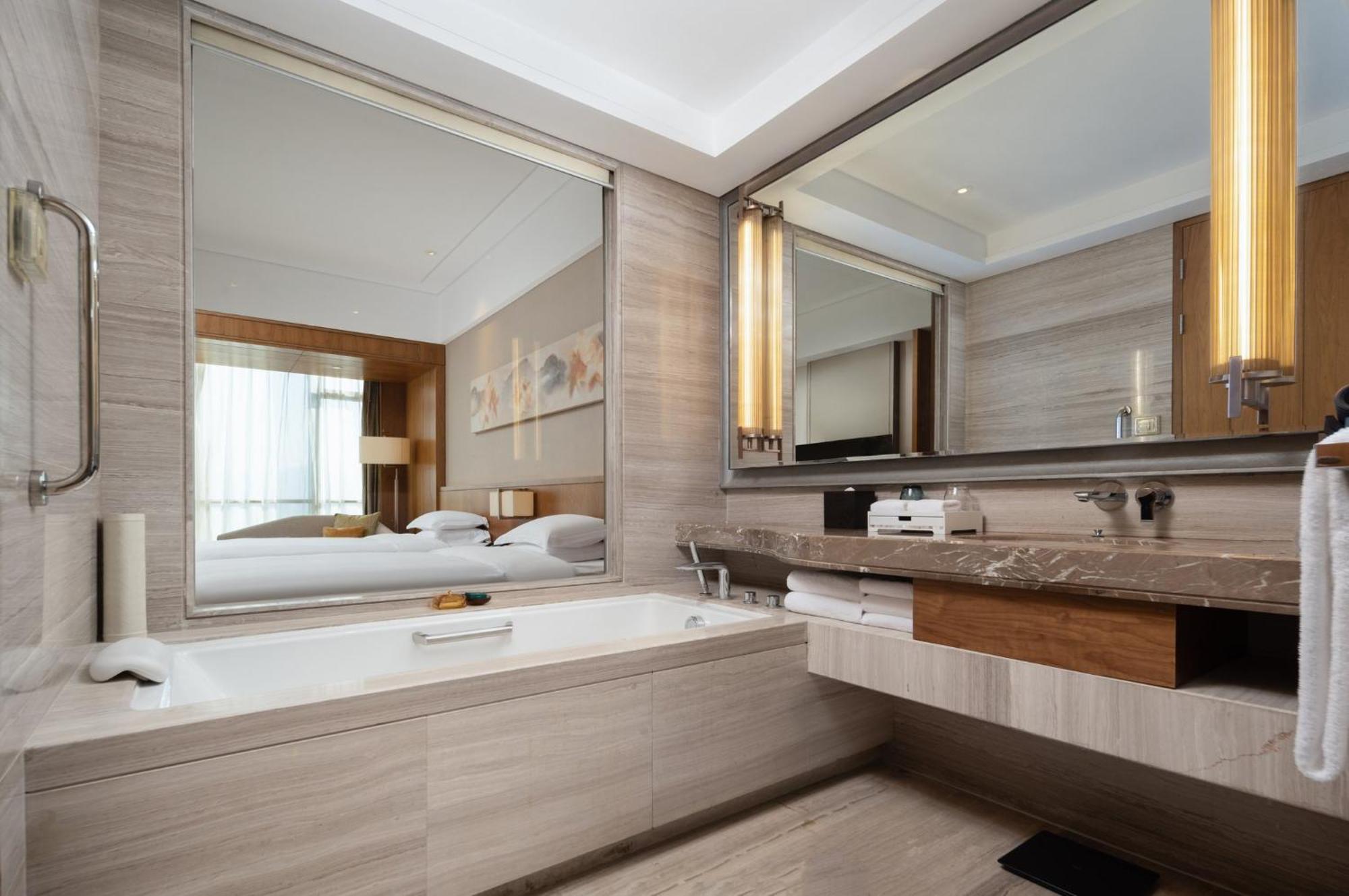 Crowne Plaza Fuzhou Riverside By Ihg Eksteriør billede